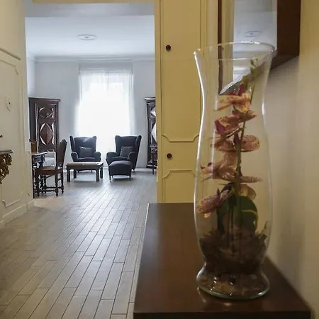 Signorile Appartement *